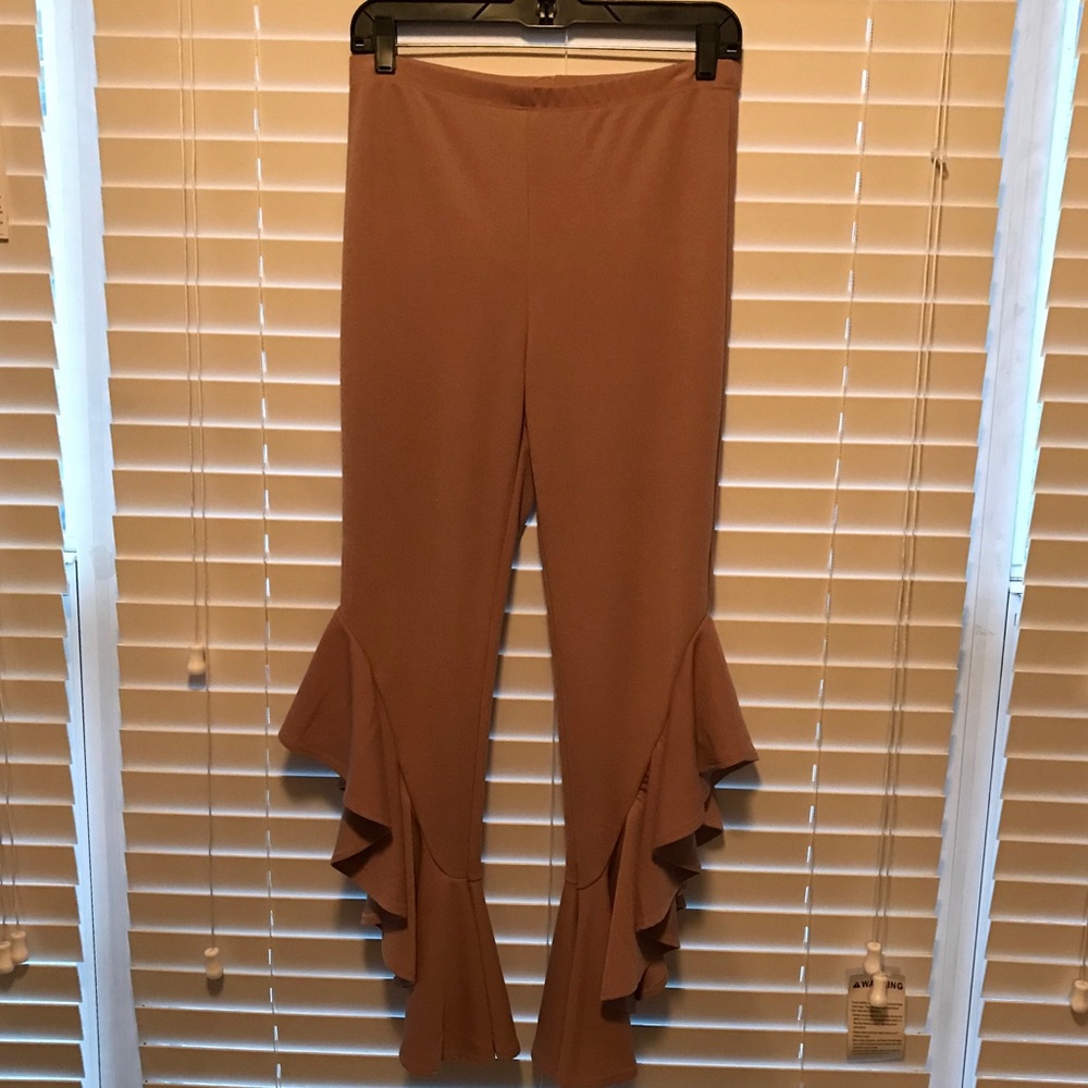 Ruffle Pants - Picture 3 of 5